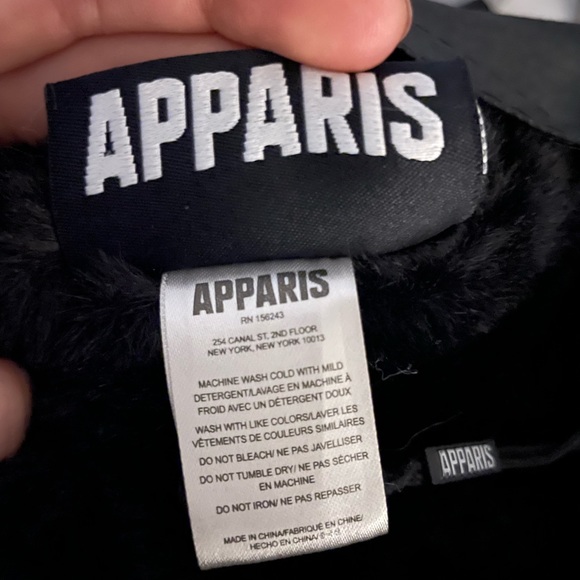 Apparis Black Throw Blanket - Picture 3 of 5